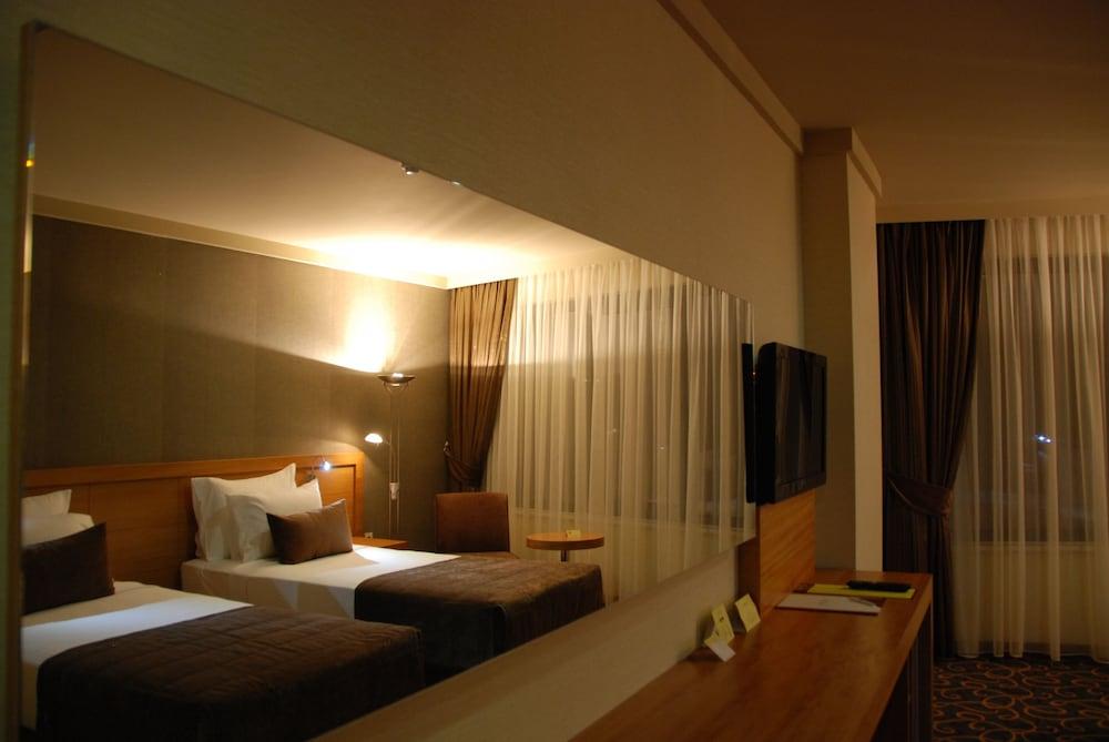 Otel Volley 4*